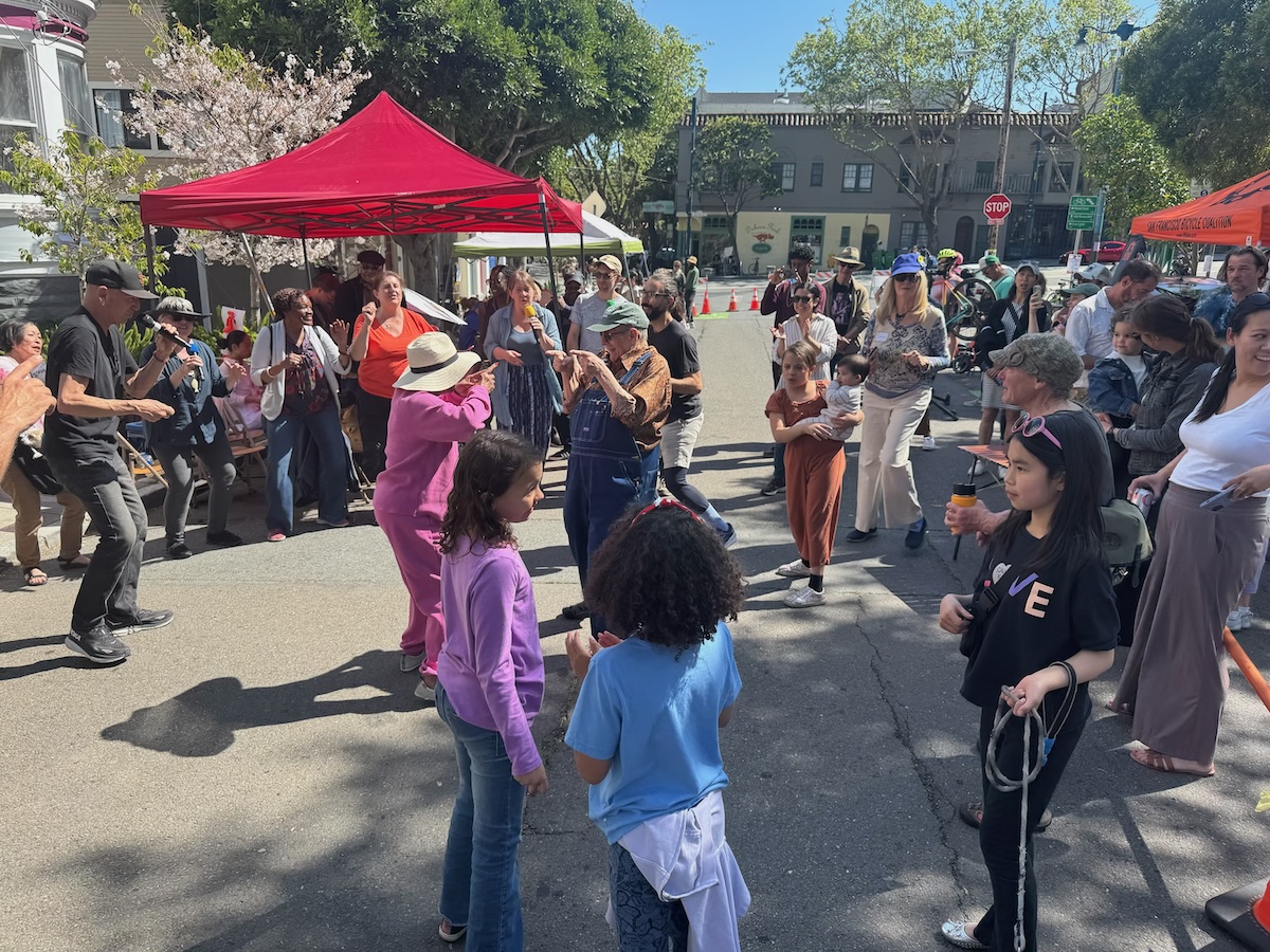 Wiggle Fest kids dancing